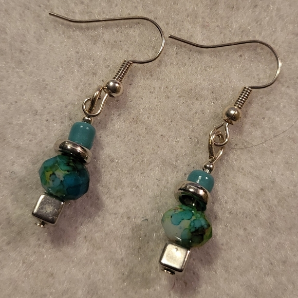 Beaded Earrings - Picture 3 of 4